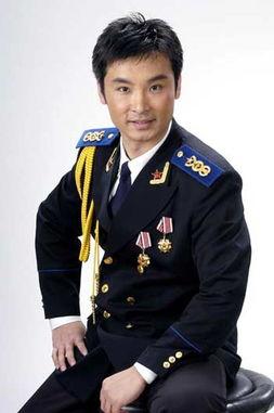 刘和刚皮皮新照片,风采依旧，魅力不减