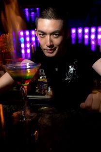 演员张博吧,演绎人生百态，诠释角色灵魂